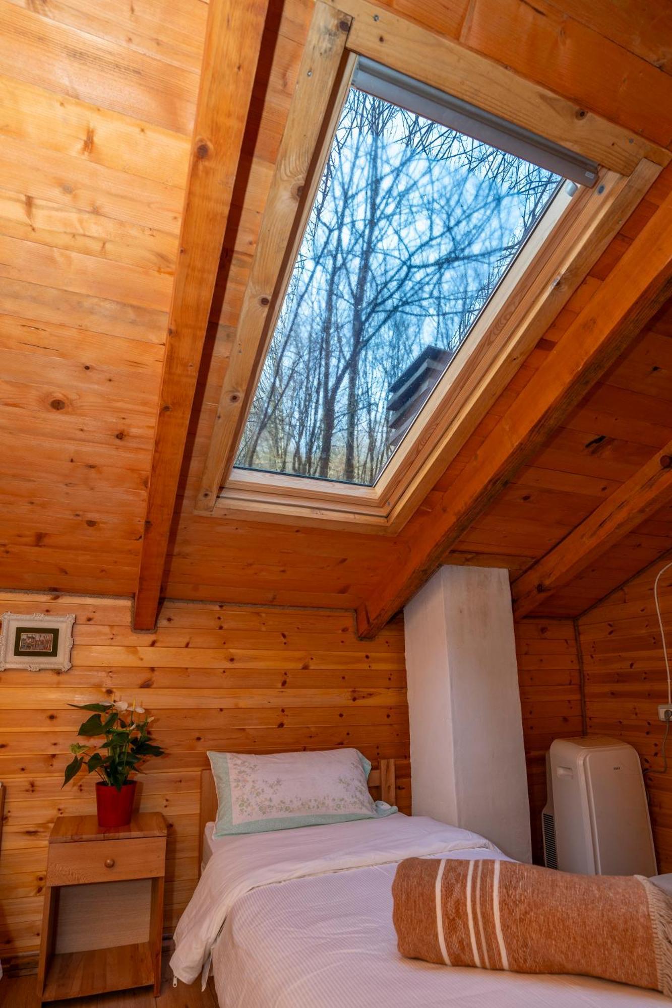 Bee Eco Guest House Moll' e Shoshit Exterior photo