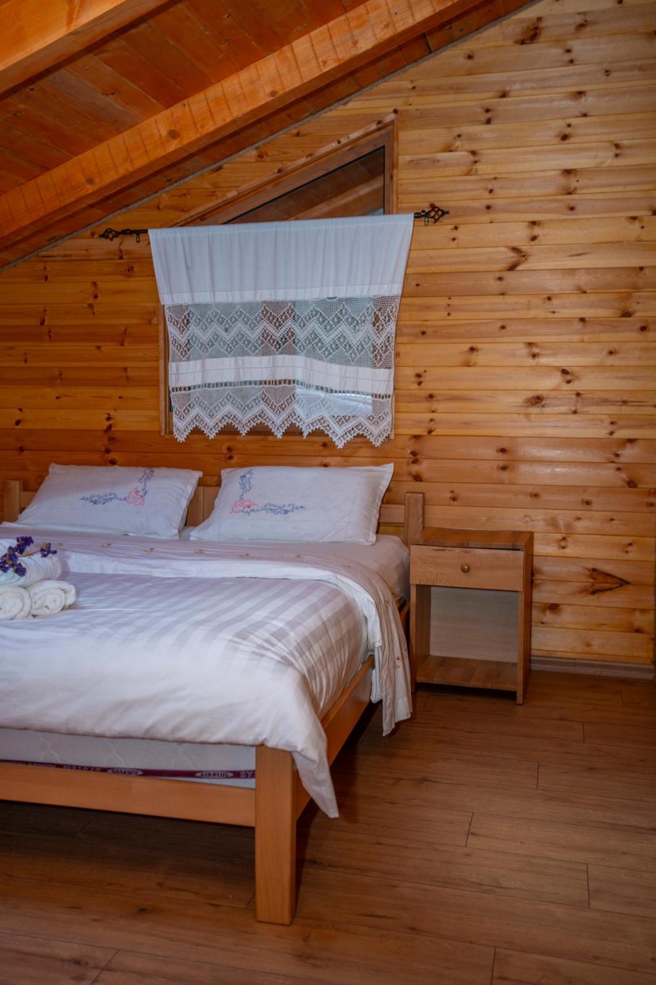 Bee Eco Guest House Moll' e Shoshit Exterior photo